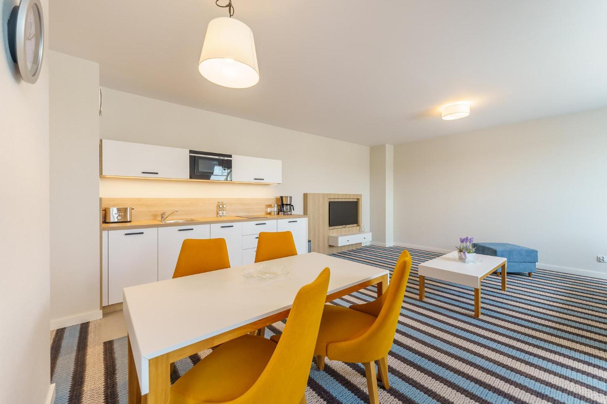 Bel Mare Miedzyzdroje Apartment With Balcony By Noclegi Renters Eksteriør billede